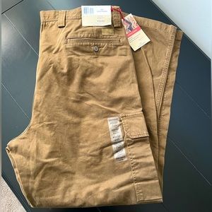NWT Mens Dockers Cargo Khakis